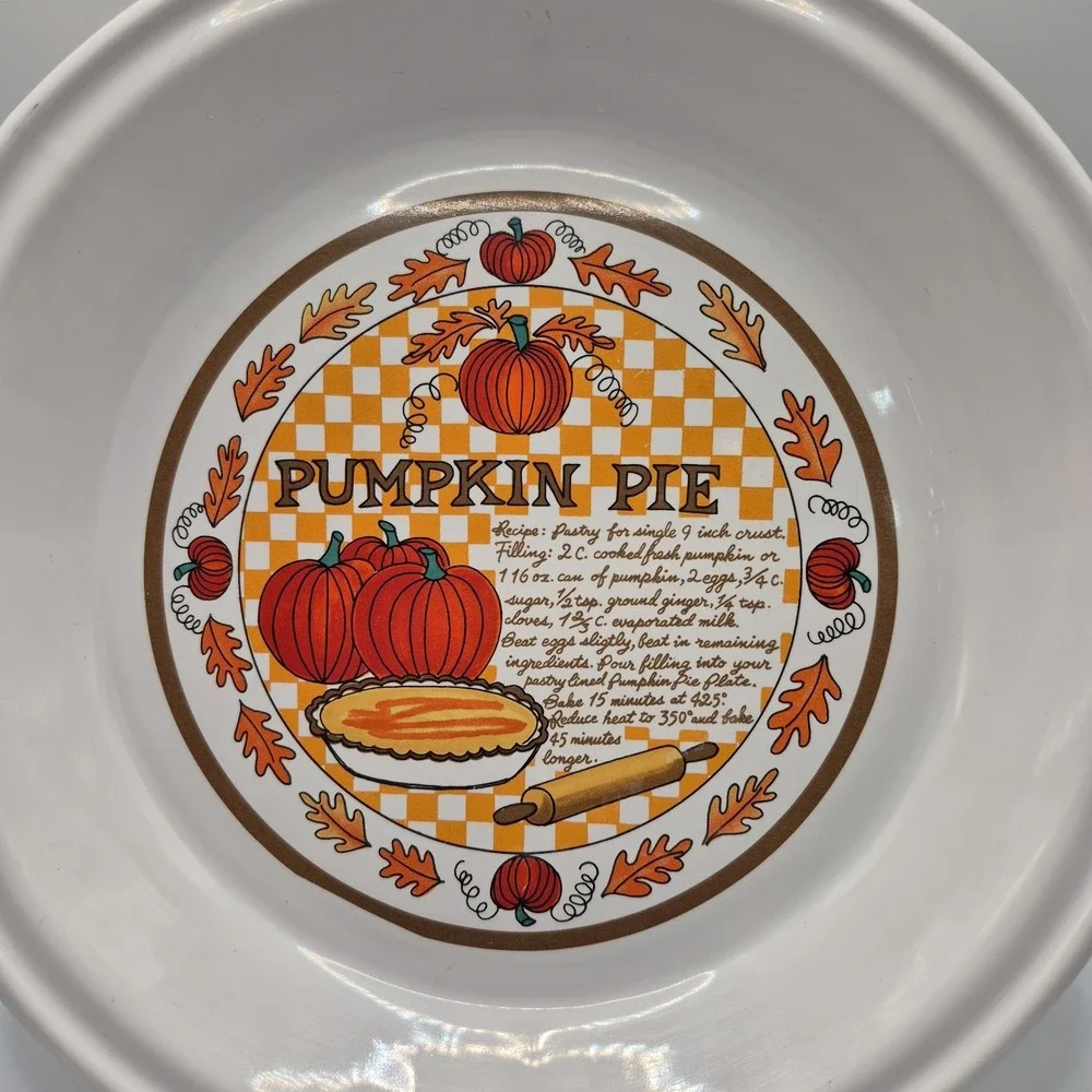 Vintage Pumpkin Pie Baker Dish 11